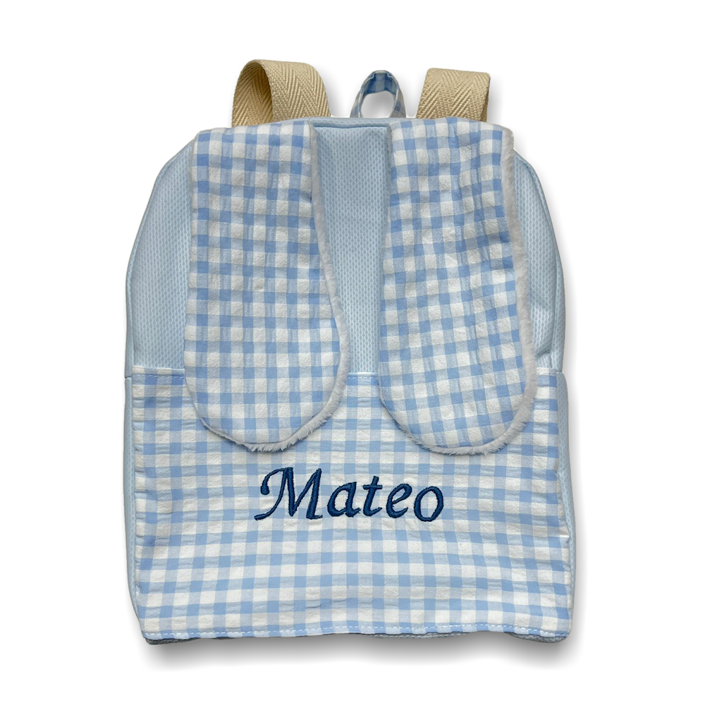 Mochila con orejas de conejo