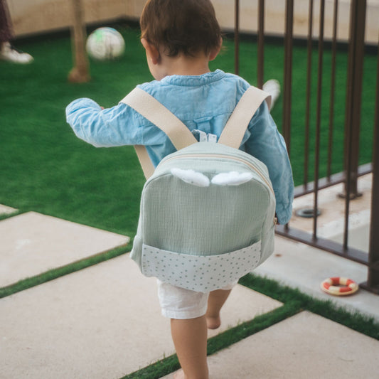 Mochila con orejas de oso