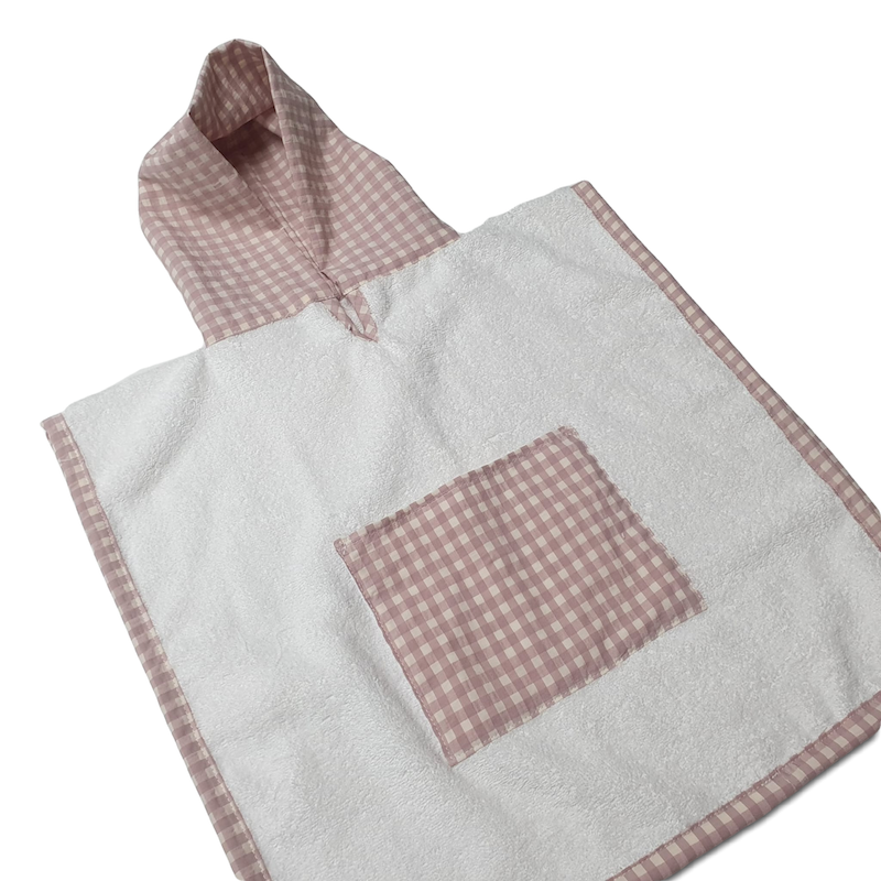 Poncho Blanco y Vichy Rosa