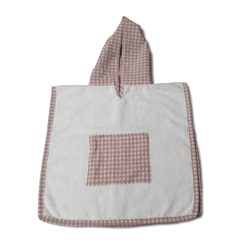 Poncho Blanco y Vichy Rosa