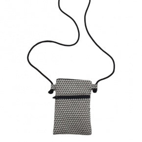 Bolso Para Móvil Tela Rombos Blanco Y Negro