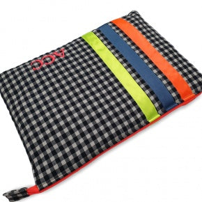 Cartera Mano Vichy Negro Con Flúor