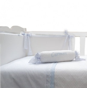 Conjunto Cuna En Plumetti Blanco Y Flor Liber Azul