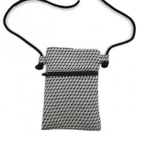 Bolso Para Móvil Tela Rombos Blanco Y Negro